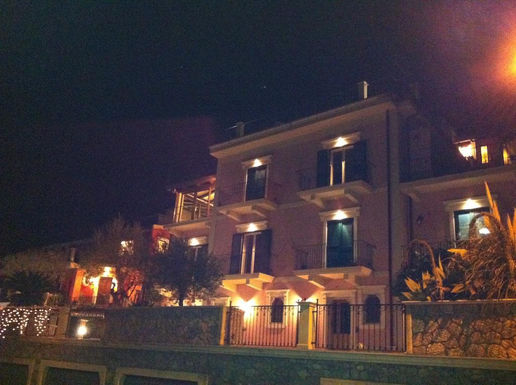 Villa Maremonti Таормина Экстерьер фото